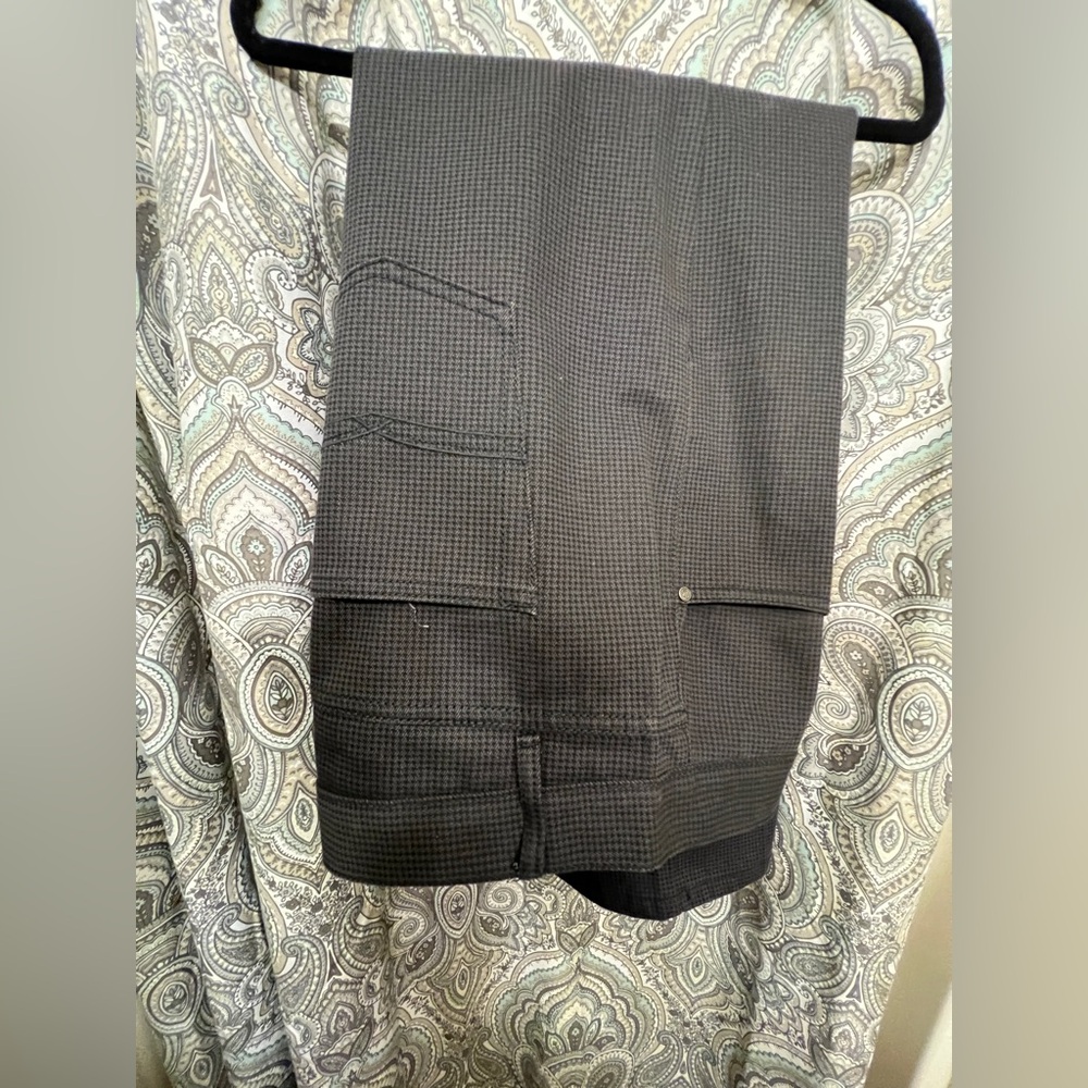 Paulo Solari Modern Fit Men's Black/Gray houndstooth jeans size 48/30. NWT